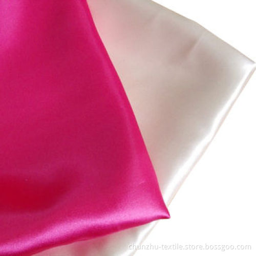Lining fabric, made of polyester, weighs 70gsm, 50D x 75D yarn count